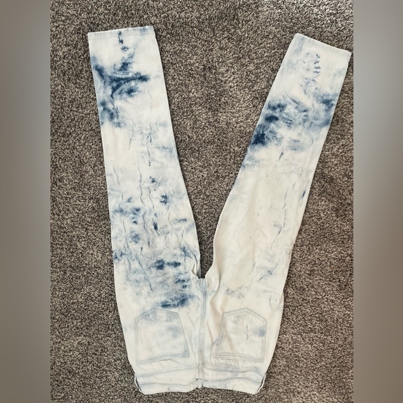 PacSun Tie Dye Mom Jeans - Picture 1 of 4